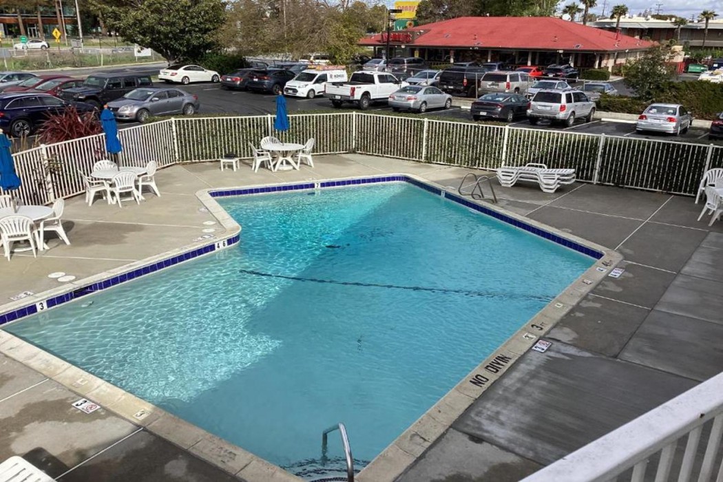 Motel6 Sunnyvale, CA - South 21/38