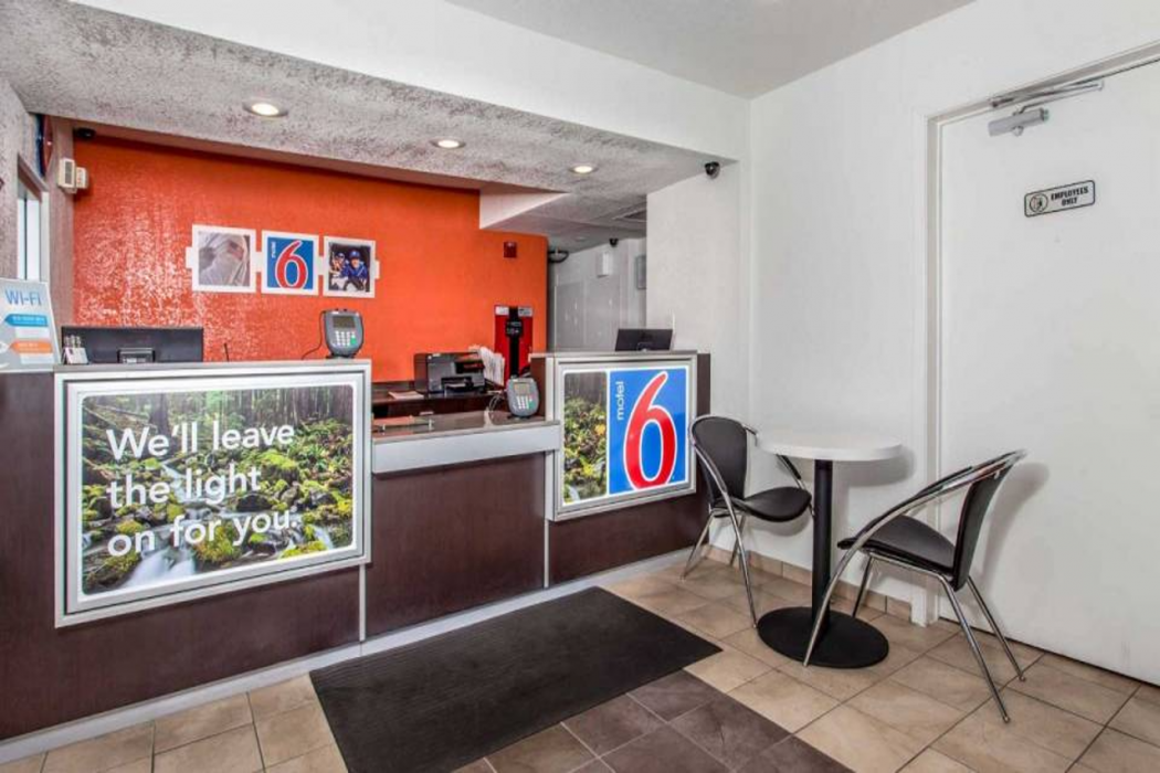 Motel6 Vacaville, CA 8/42