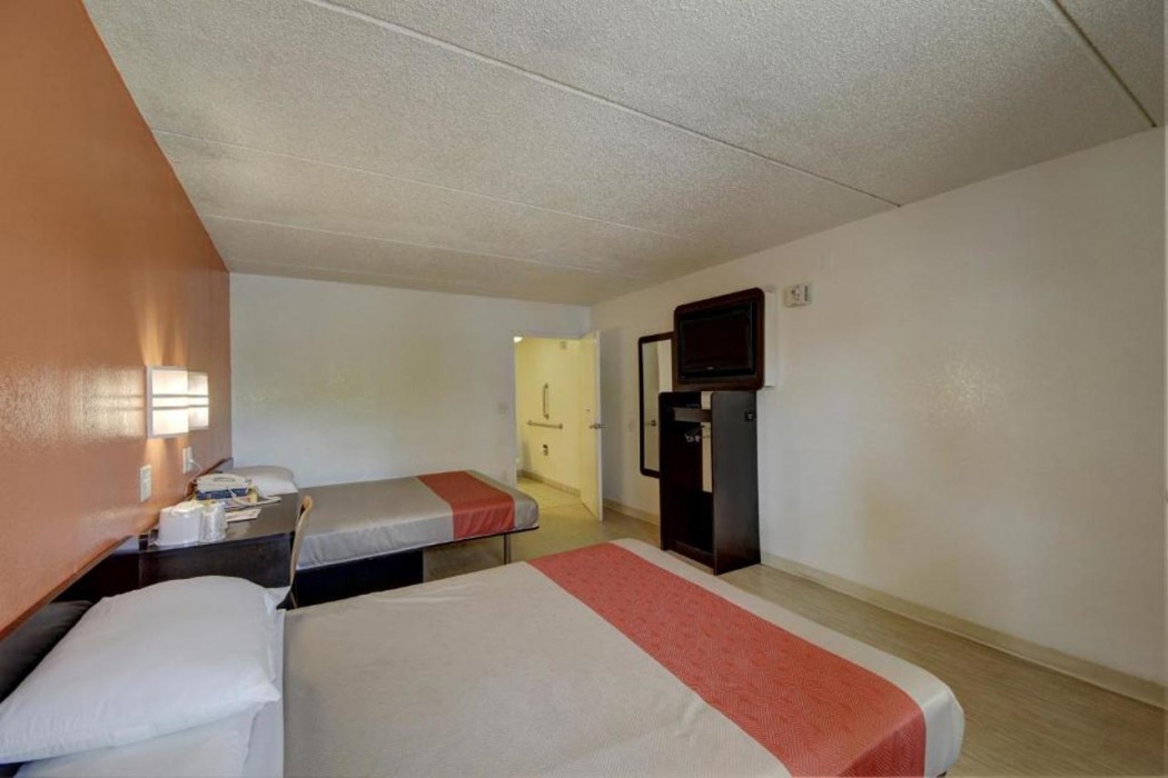 Motel6 San Antonio, TX - West SeaWorld 18/43