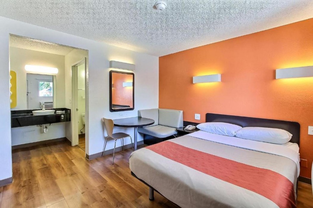 Motel6 San Jose, CA - Airport 15/54