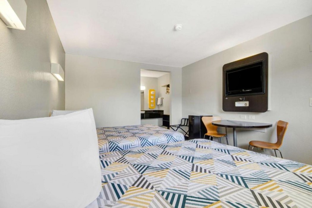 Motel6 San Jose, CA - Airport 12/54