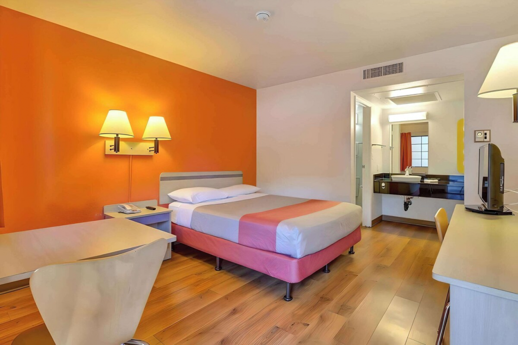 Motel6 Santa Rosa - South 10/17