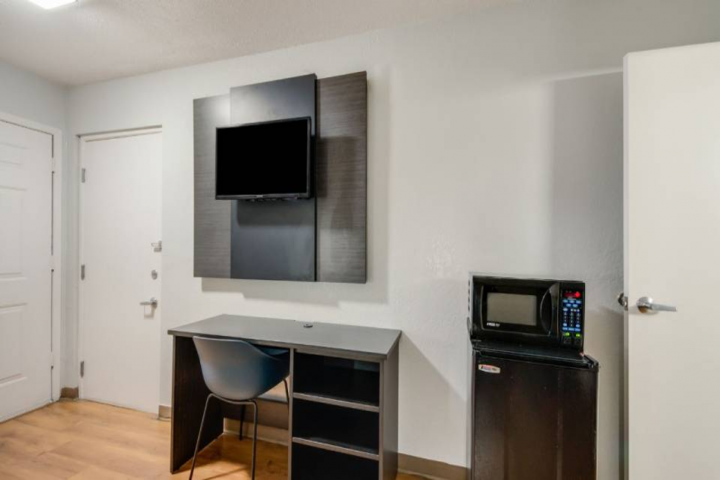 Motel6 Laredo, TX - North I-35 25/55