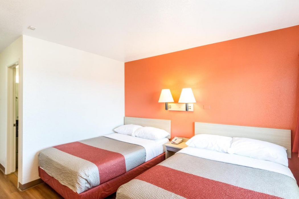 Motel6 Redding, CA - Central 12/47