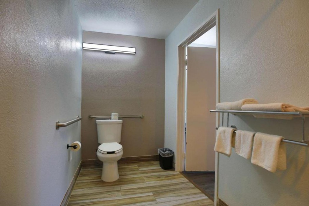 Motel6 Sacramento, CA - Old Sacramento North 20/57