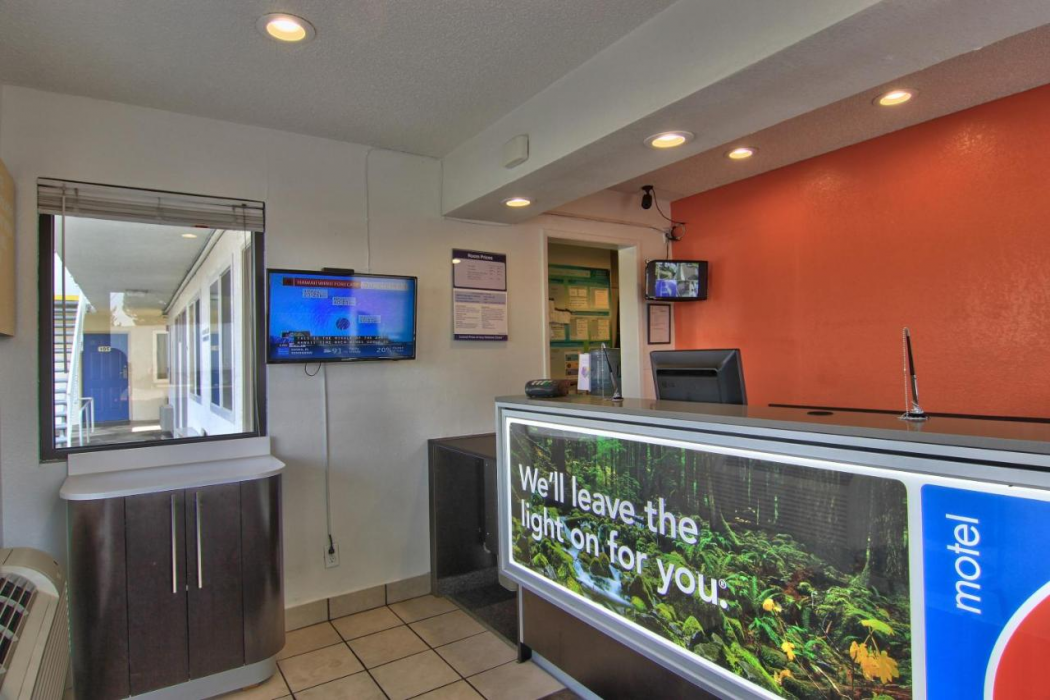 Motel6 Sacramento, CA - North 11/59