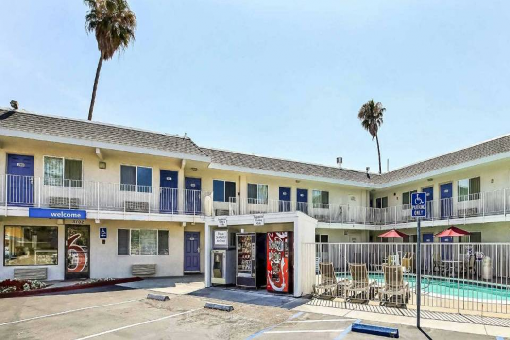 Motel6 Pleasanton, CA in PLEASANTON - CA