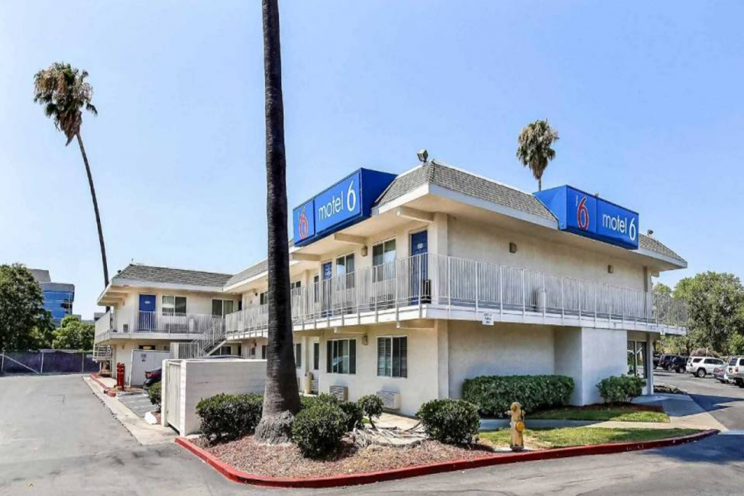 Motel6 Pleasanton, CA in PLEASANTON - CA