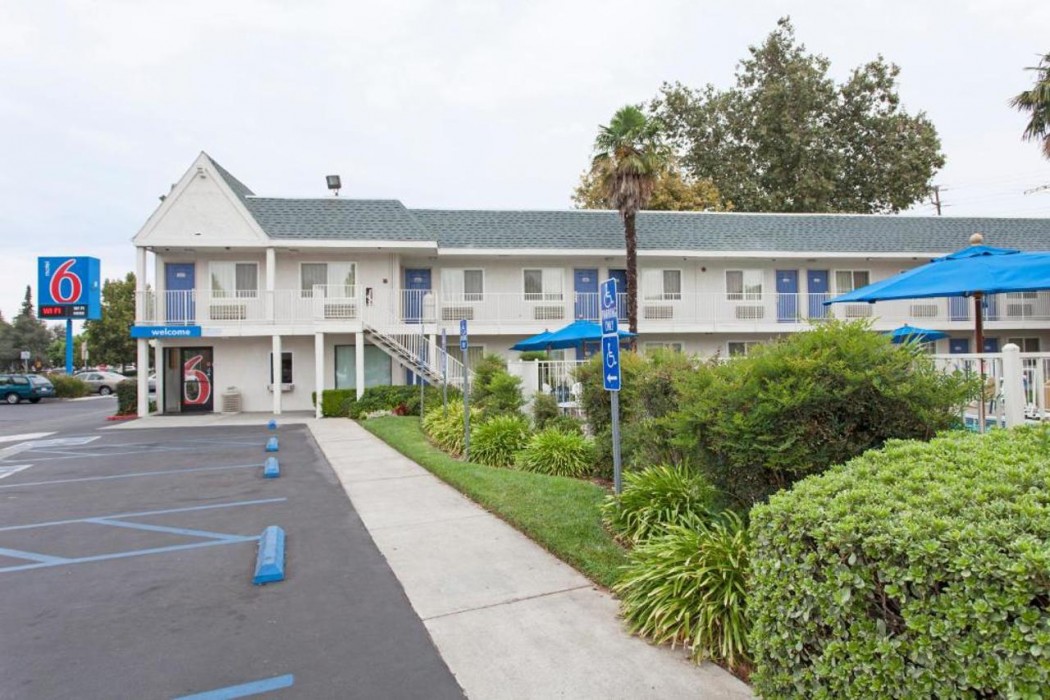 Motel6 Sacramento, CA - Central 8/43