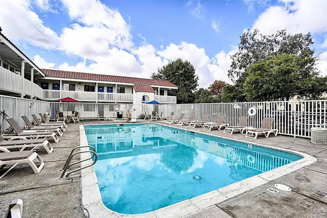 Super 8 by Wyndham Petaluma 7/7