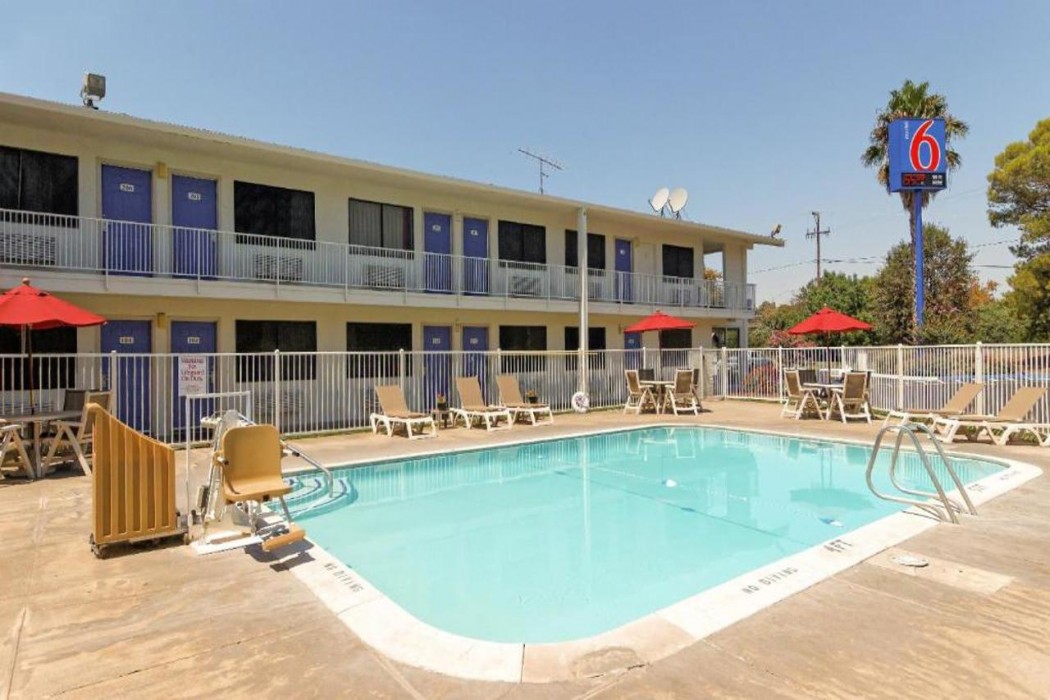 Motel6 Chico, CA 32/39