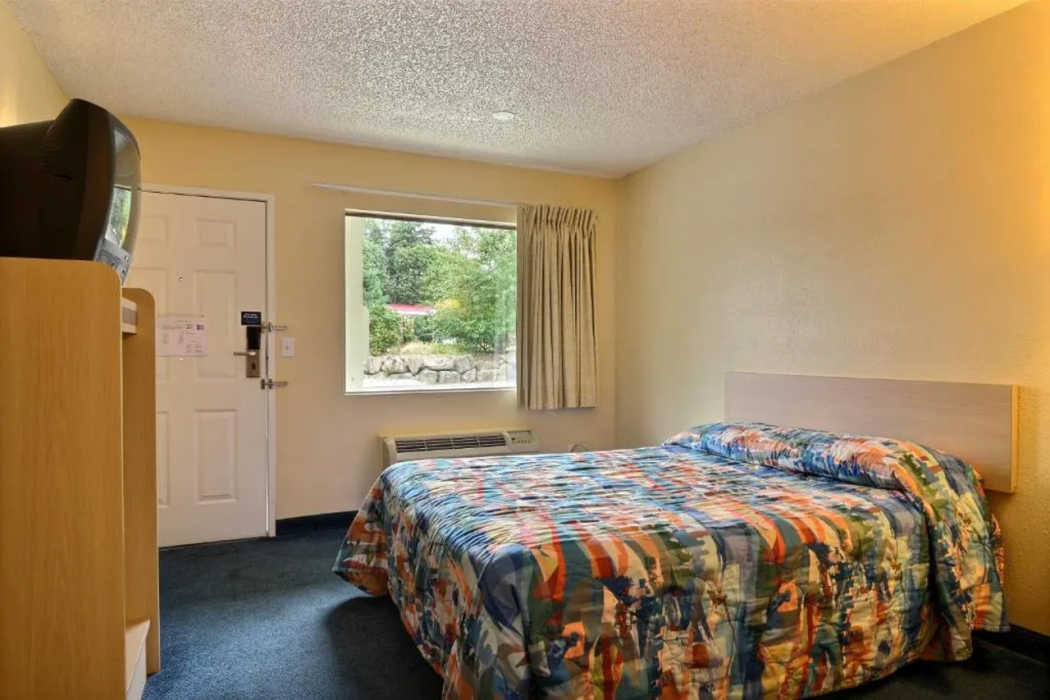 Motel6 Seattle, WA - South 10/39