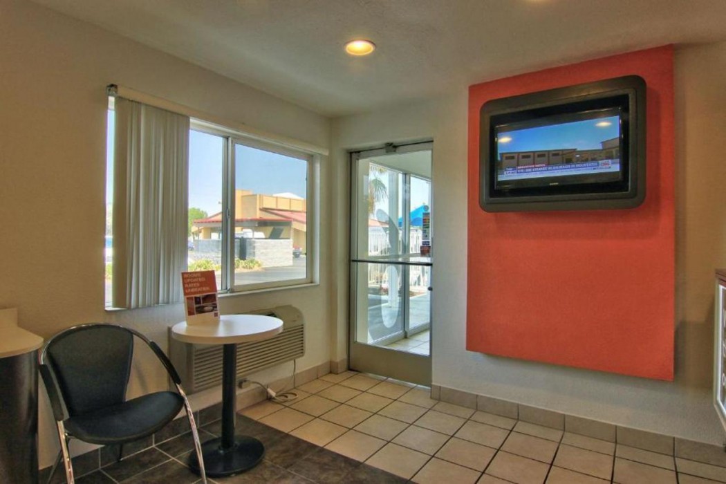 Motel6 Woodland, CA - Sacramento Airport 7/38