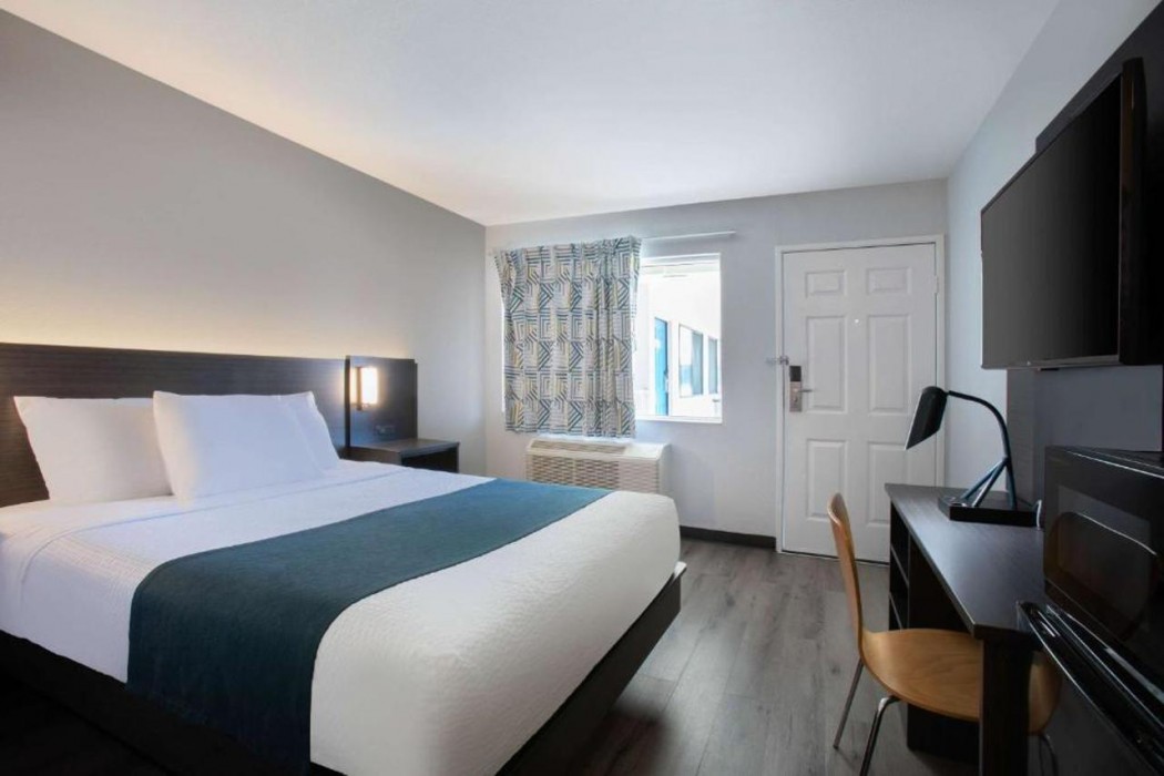 Motel6 Woodland, CA - Sacramento Airport 13/38