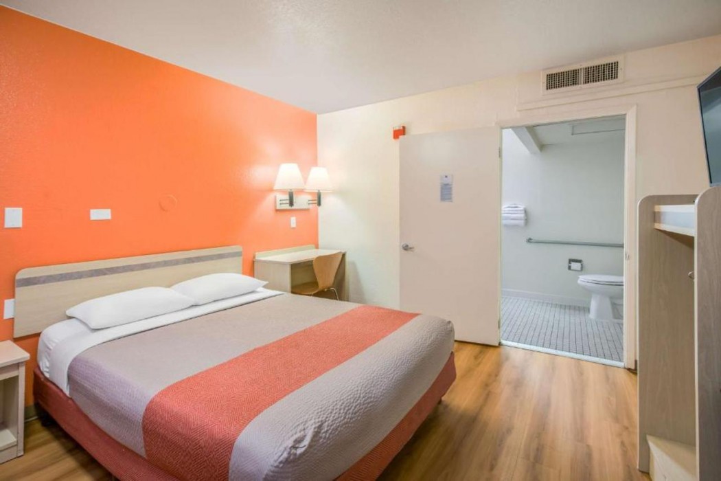 Motel6 Williams, CA 12/45