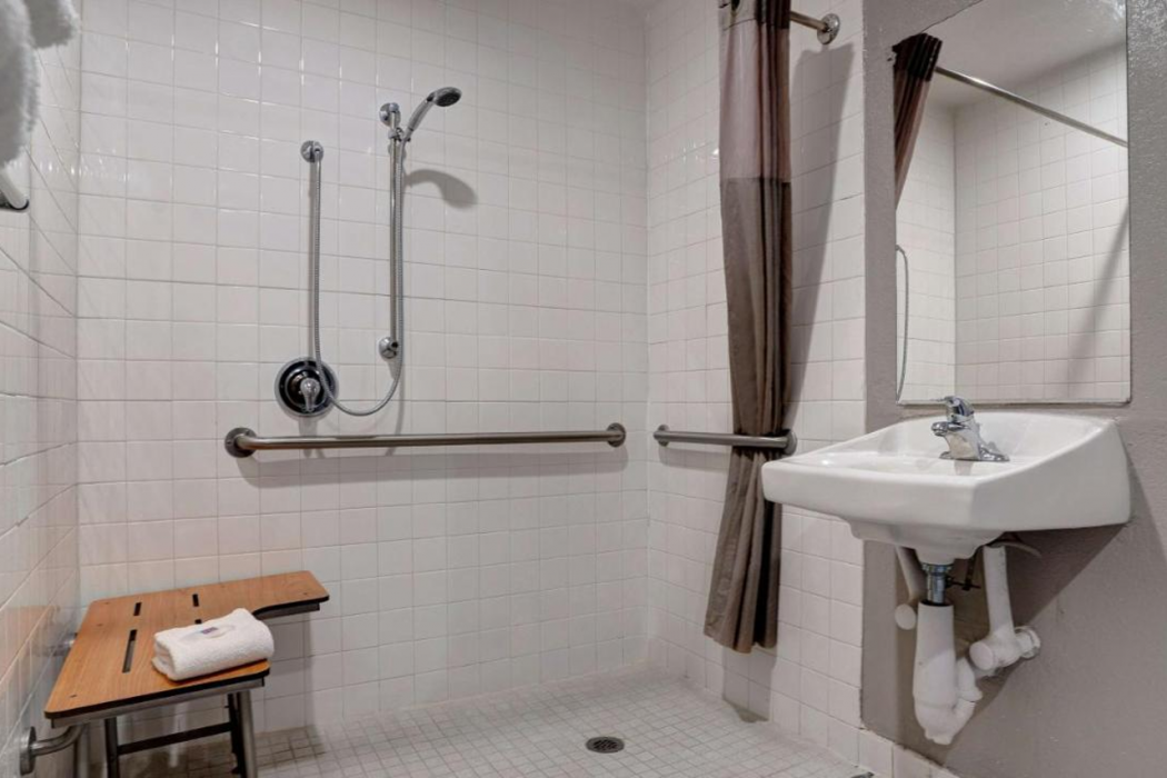 Motel6 Arcata, CA – Cal Poly Humboldt 15/60