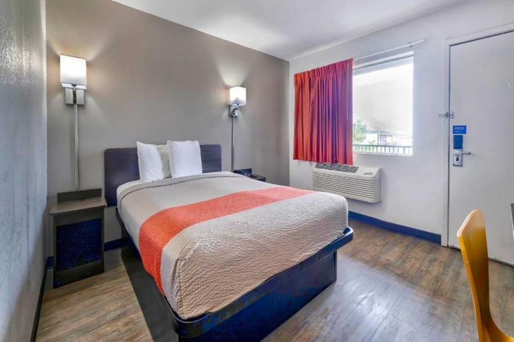Motel6 Gallup, NM 8/42