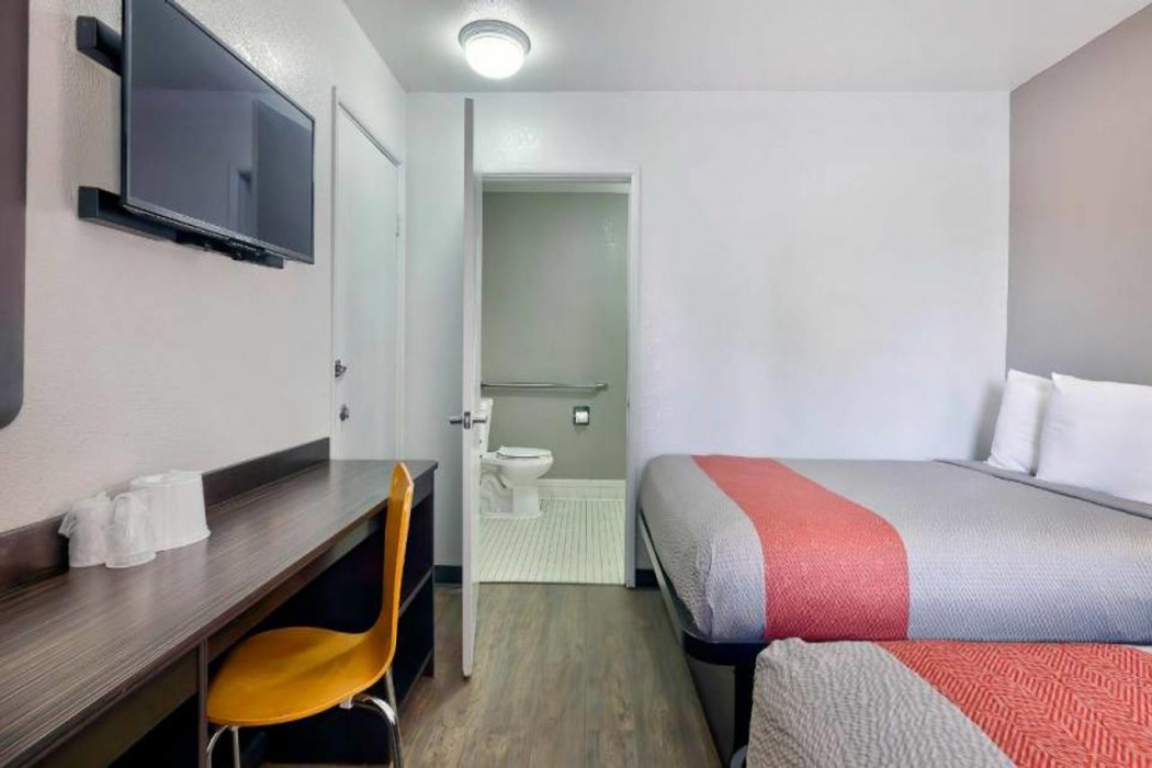 Motel6 Gallup, NM 9/42