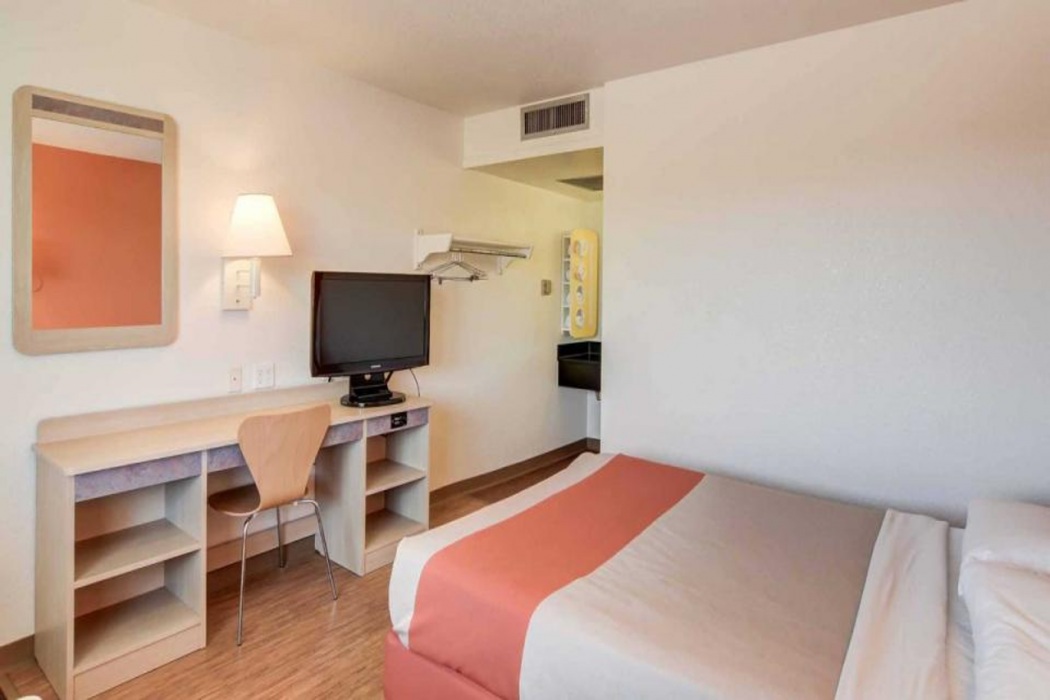 Motel6 Casper, WY 11/63