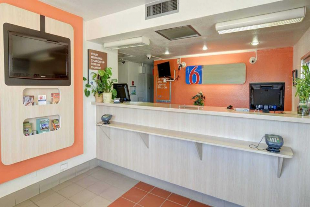 Lobby at Motel6 Casper, WY, CASPER - WY