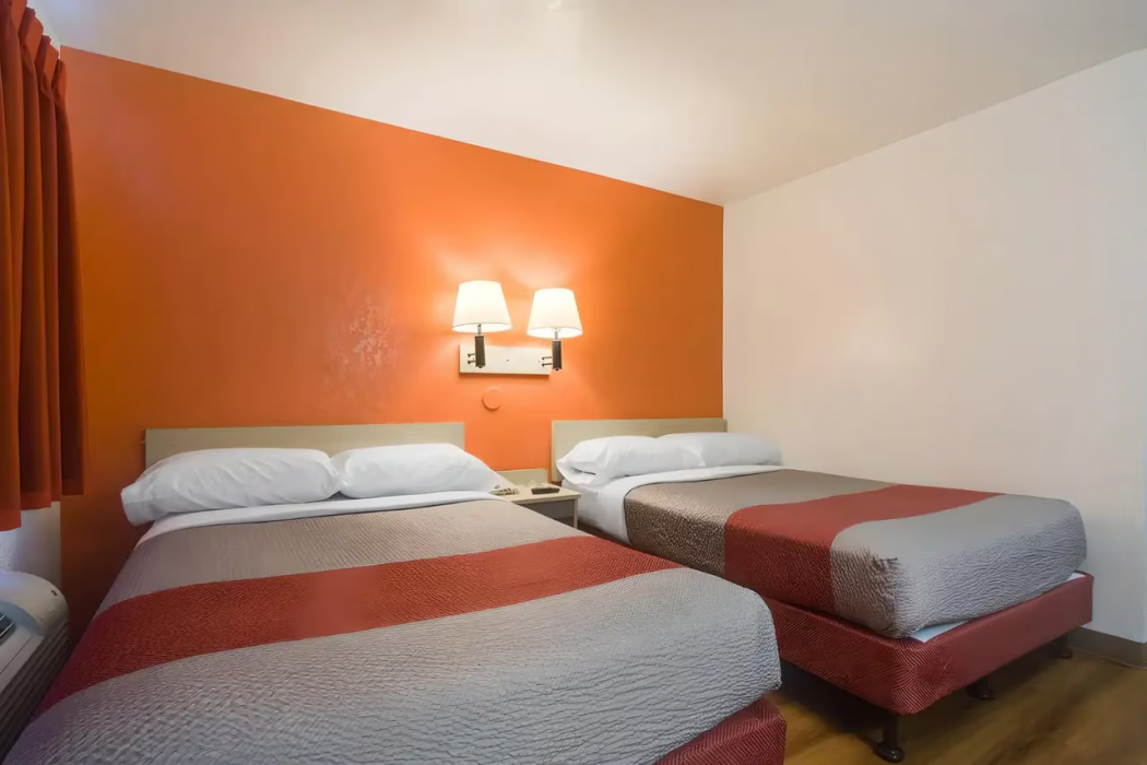 Park Inn by Radisson, Lakewood 13/15