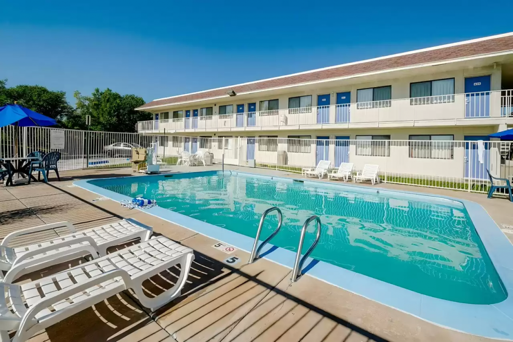 Motel6 Thornton, CO 14/16