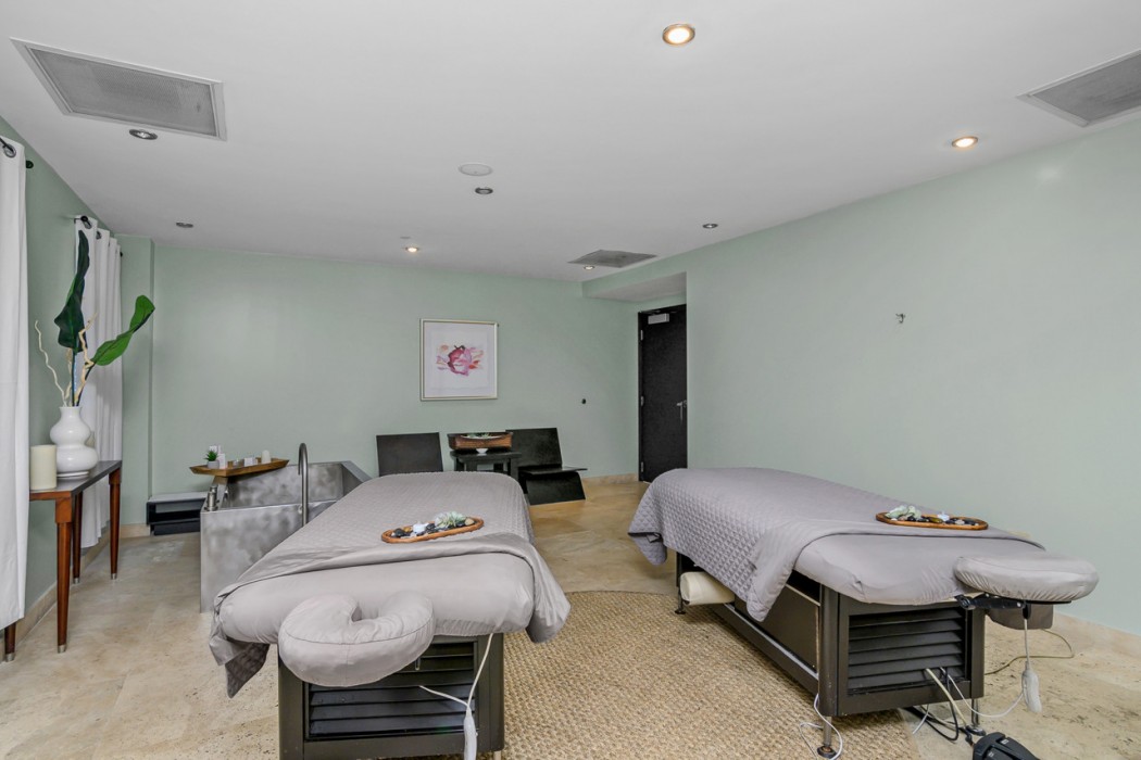 Private Residences At the Atlantic Resort And Spa 38/62