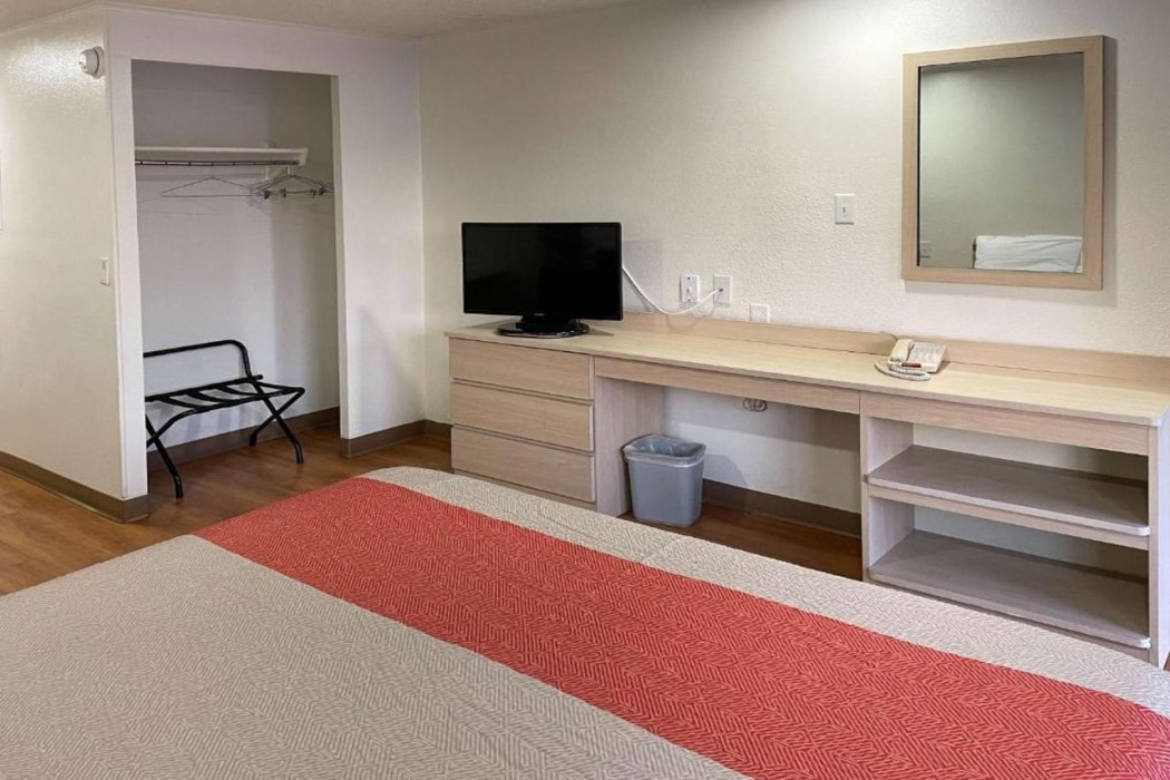 Motel6 Hagerstown, MD 7/36
