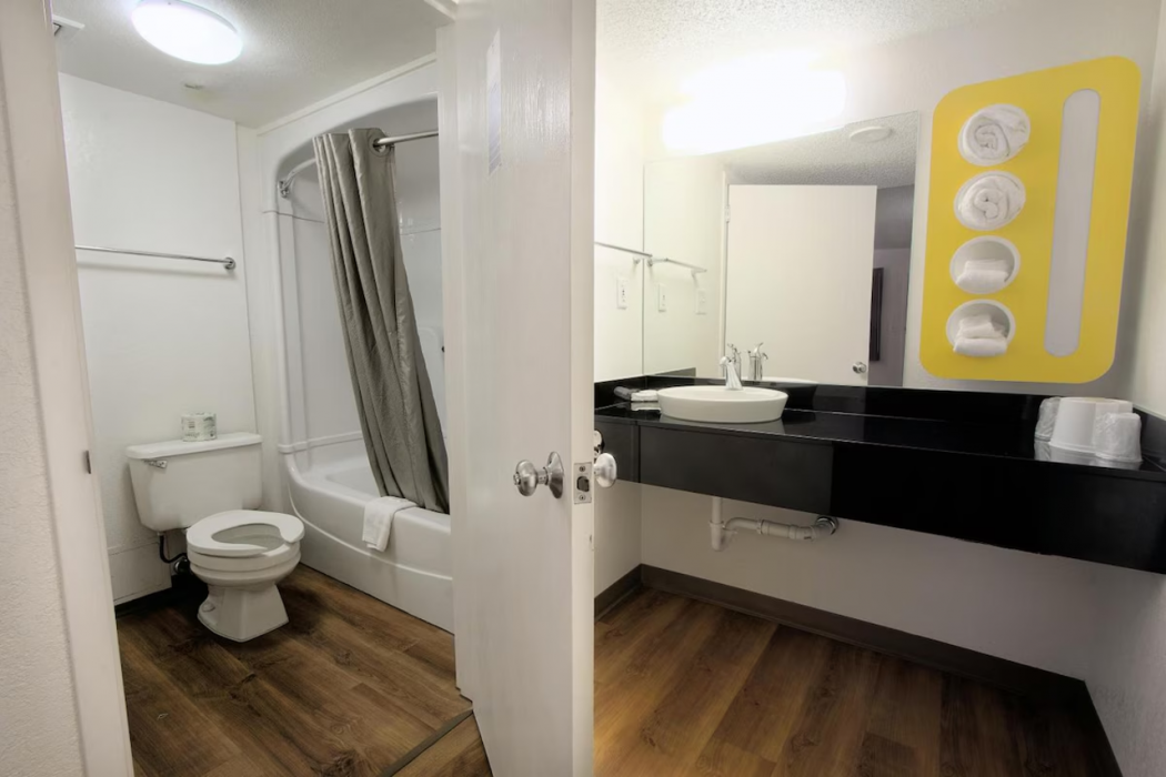 Motel6 Piscataway, NJ 23/63