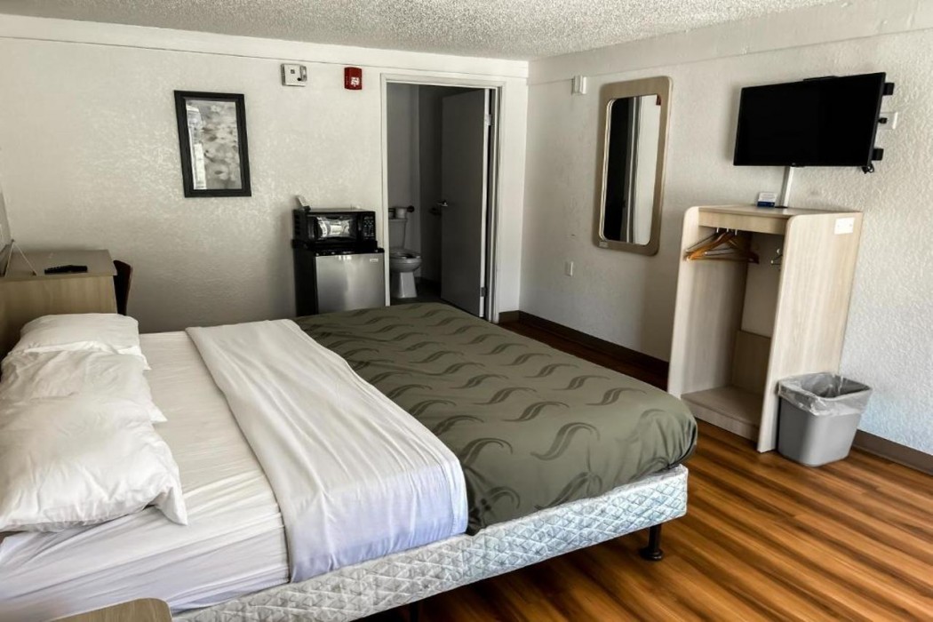 Rodeway Inn Washington, PA 10/15