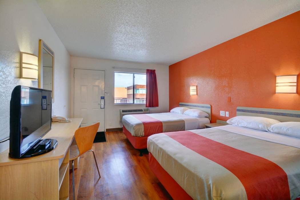 Motel6 Wethersfield, CT - Hartford 20/66