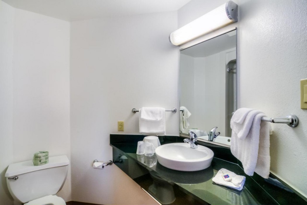 Motel6 Joliet, IL - Chicago - I-55 13/57