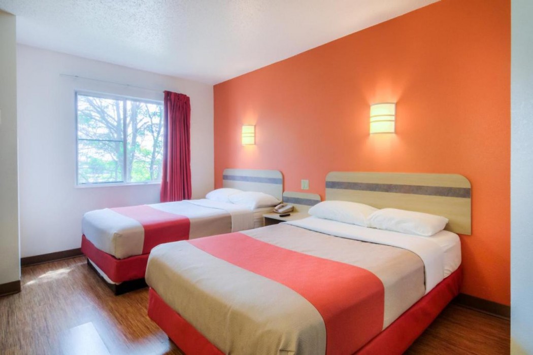 Motel6 Joliet, IL - Chicago - I-55 15/57