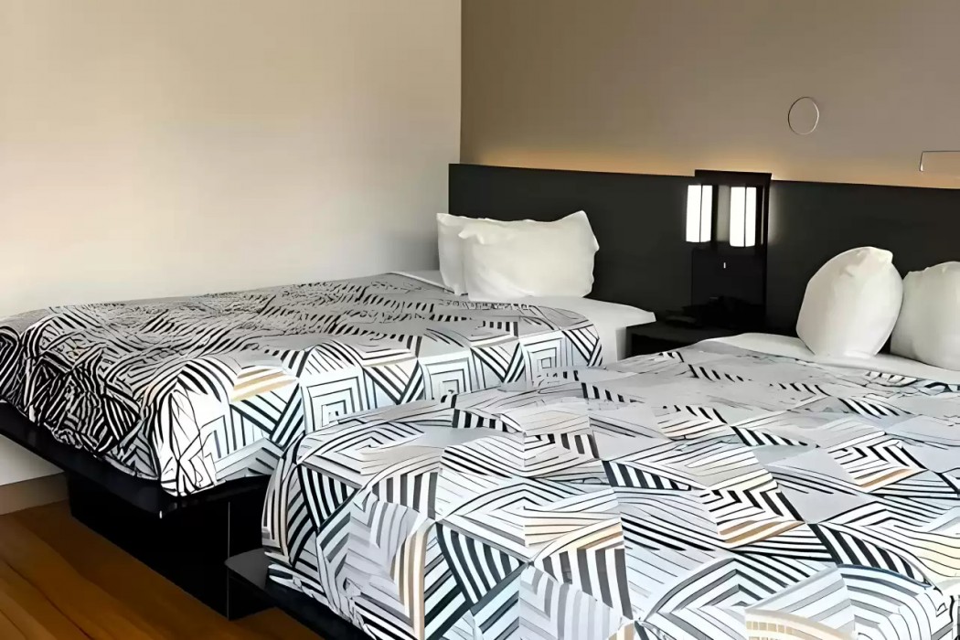 Motel6 Cheyenne, WY 8/18