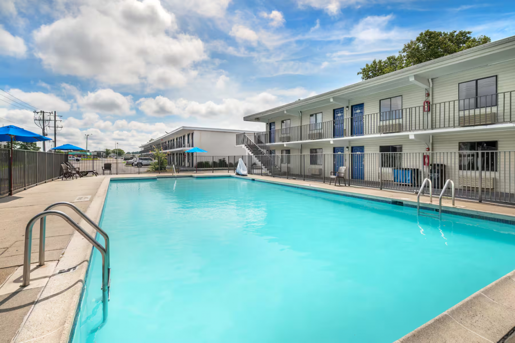 Travelodge by Wyndham Norfolk Airport 31/48