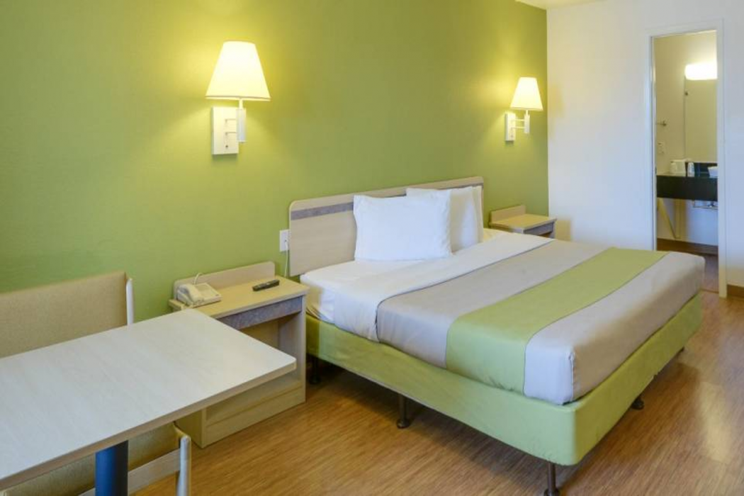 Motel6 Billings, MT - South 11/37
