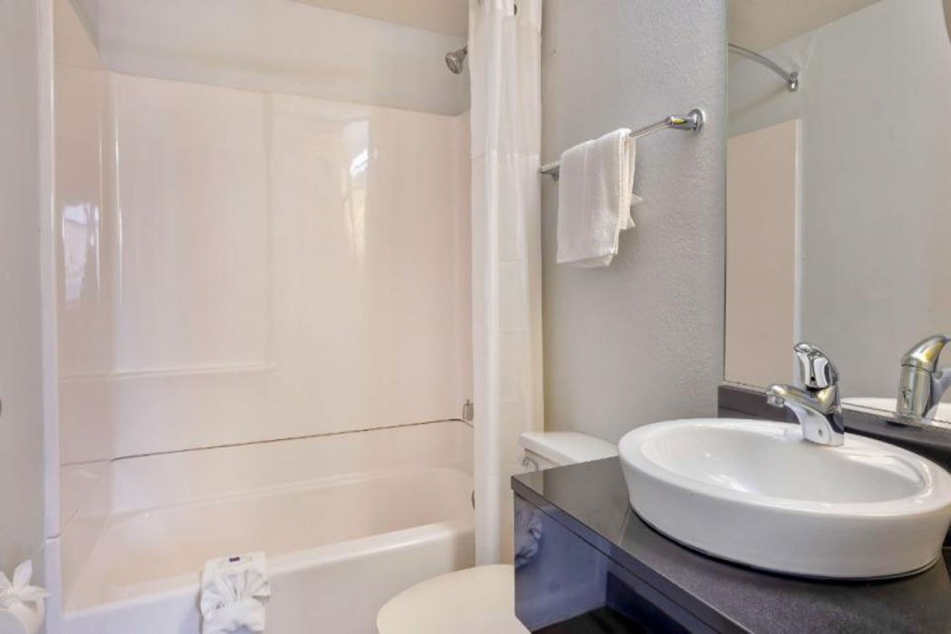 Motel6 Villa Park, IL - Chicago West 24/65