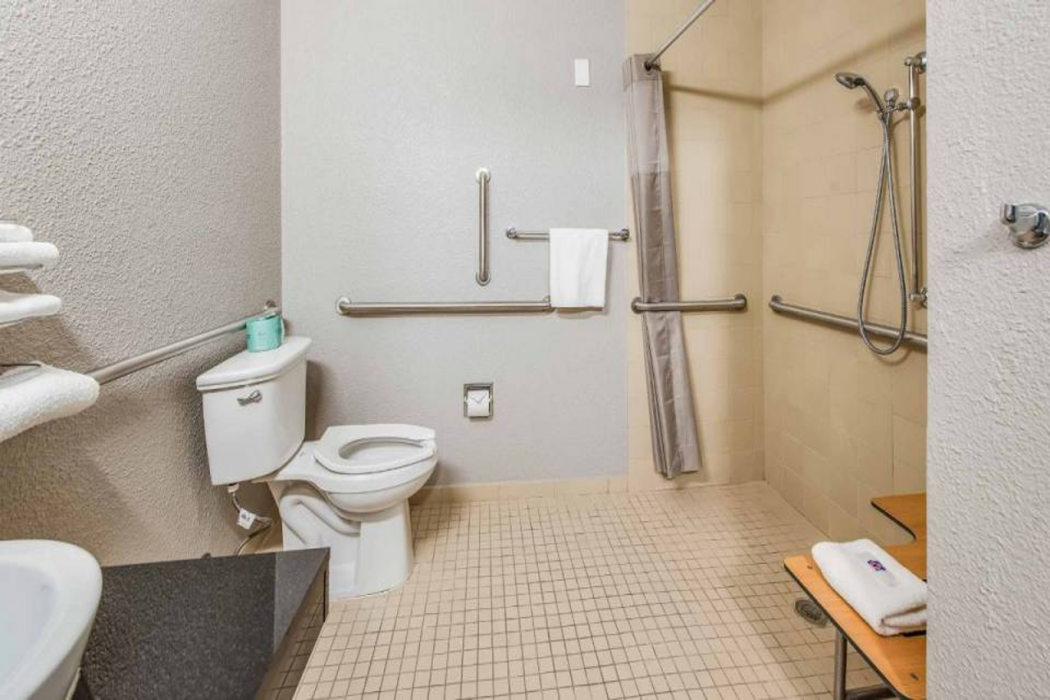 Motel6 Fort Wayne, IN 36/62