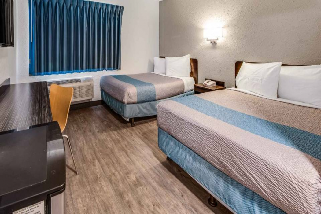 Motel6 Fort Wayne, IN 26/62
