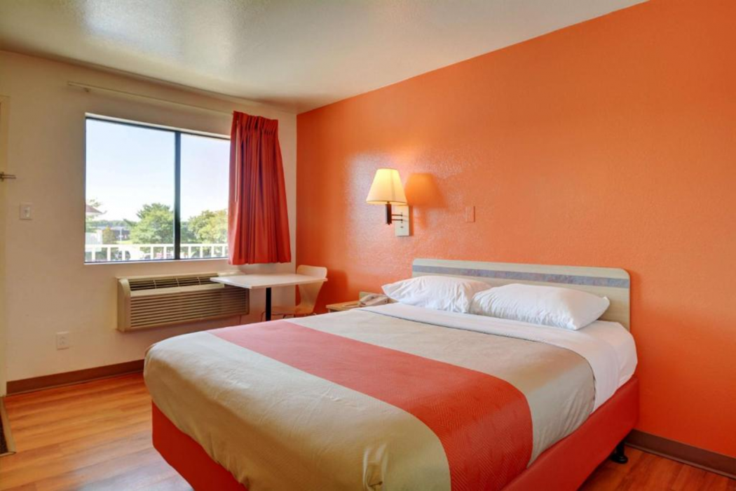 Motel6 Windsor Locks, CT - Hartford 21/66