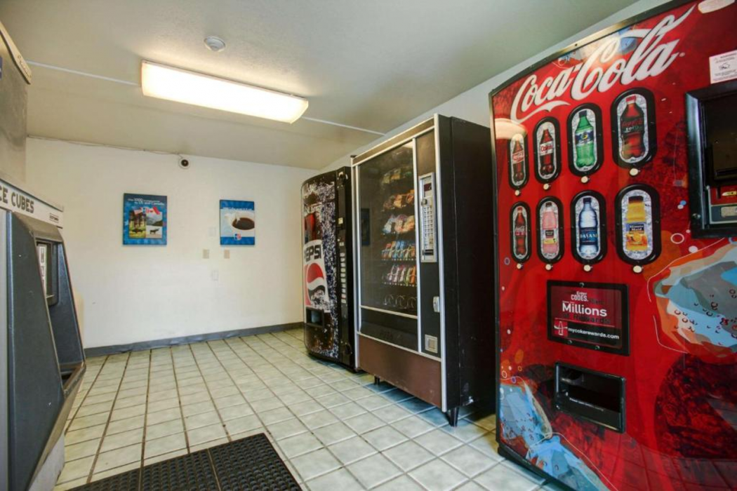 Motel6 Elkton, MD 36/55
