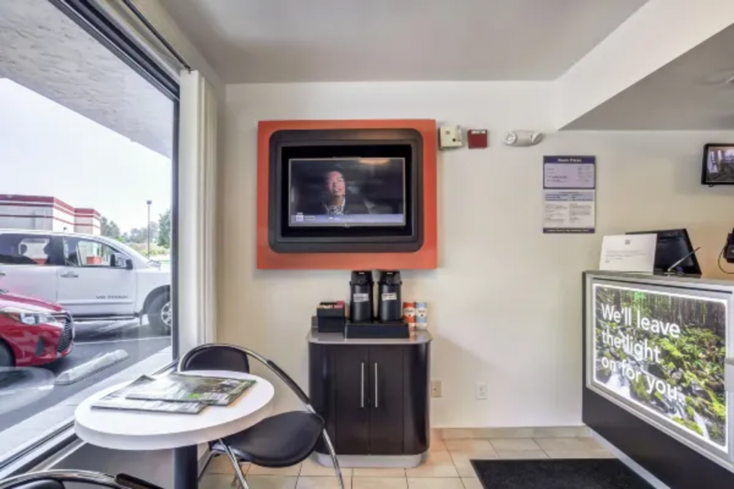 Motel6 Medford, OR 6/40