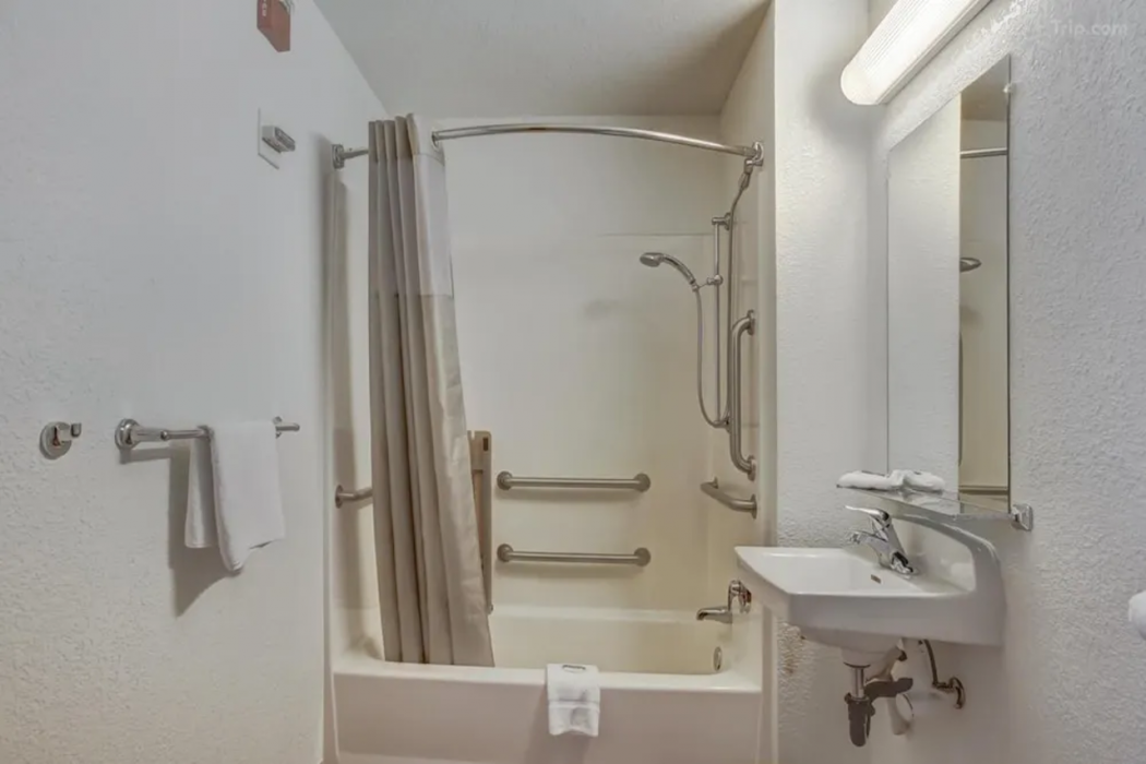Motel6 Medford, OR 15/40