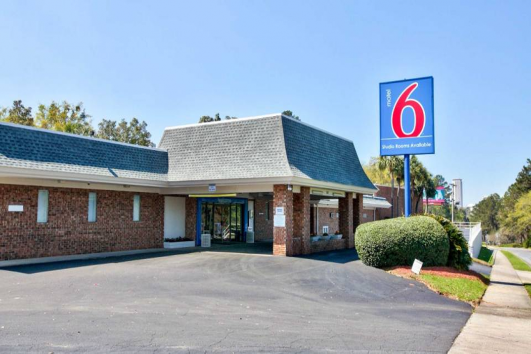 Motel6 Tallahassee, FL - Downtown