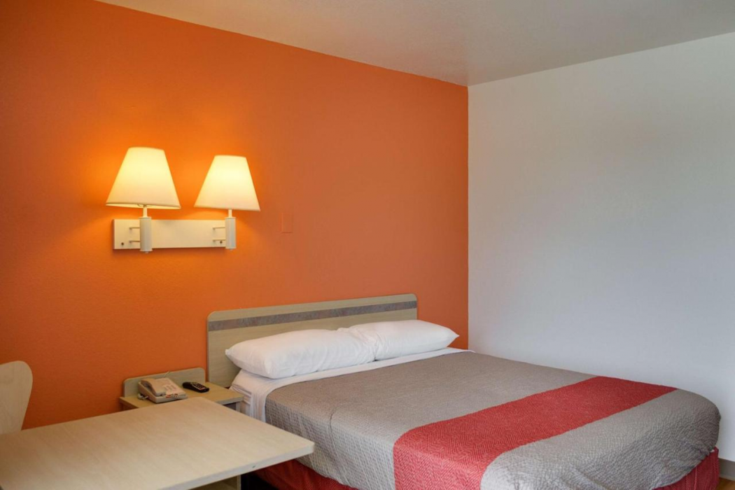 Motel6 Gulfport, MS – Airport 8/48