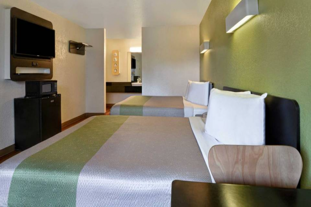 Motel6 Destin, FL 14/51