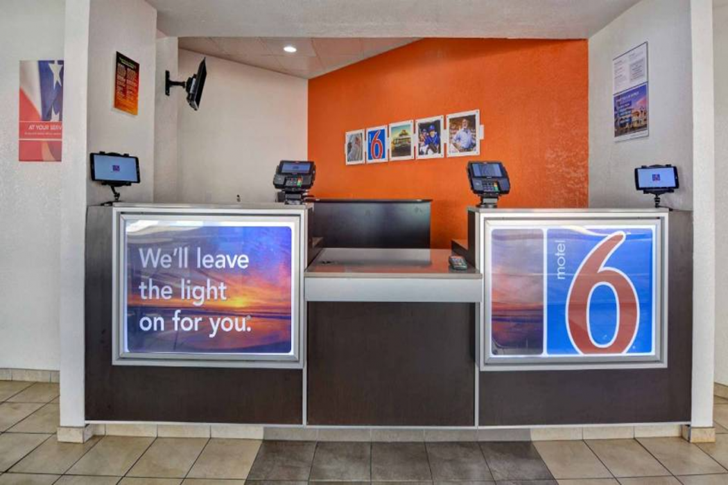 Motel6 Destin, FL 7/51