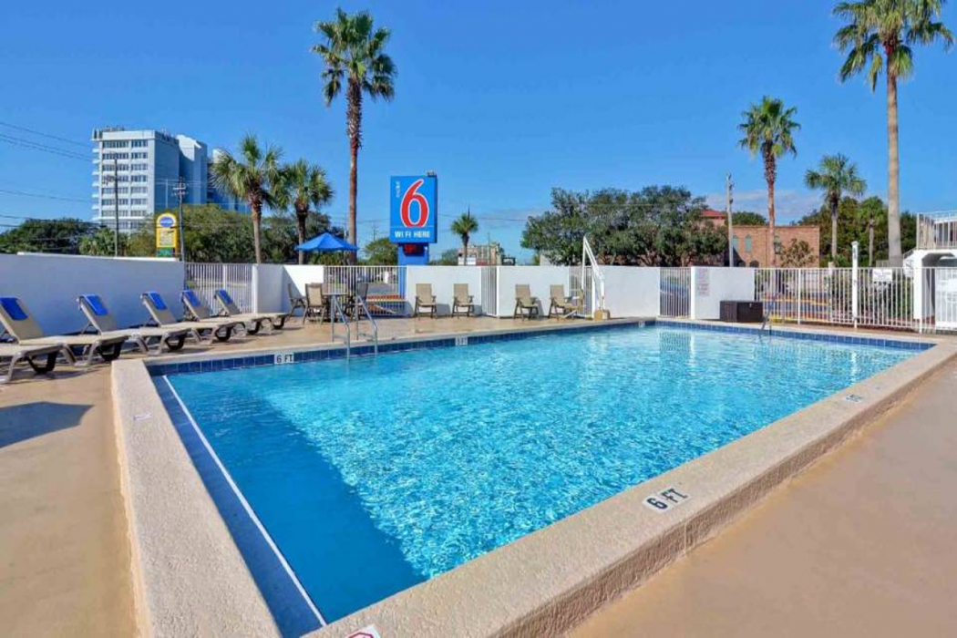 Motel6 Destin, FL 28/51