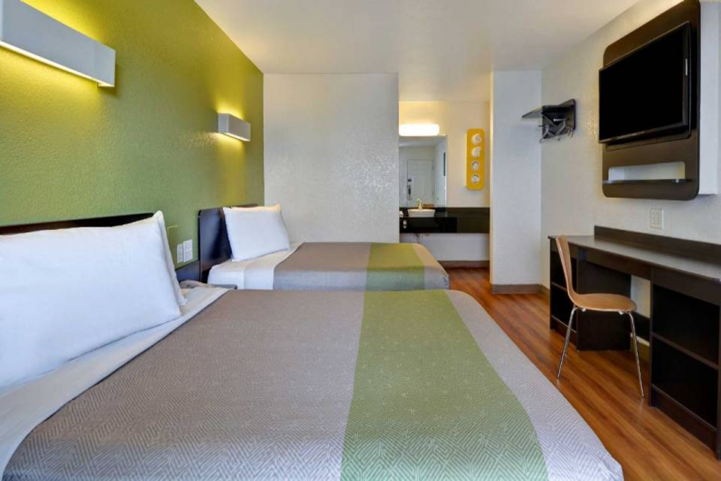 Motel6 Destin, FL 15/51