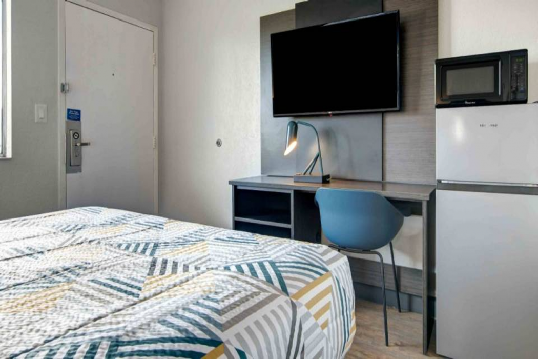 Motel6 Venice, FL 18/63